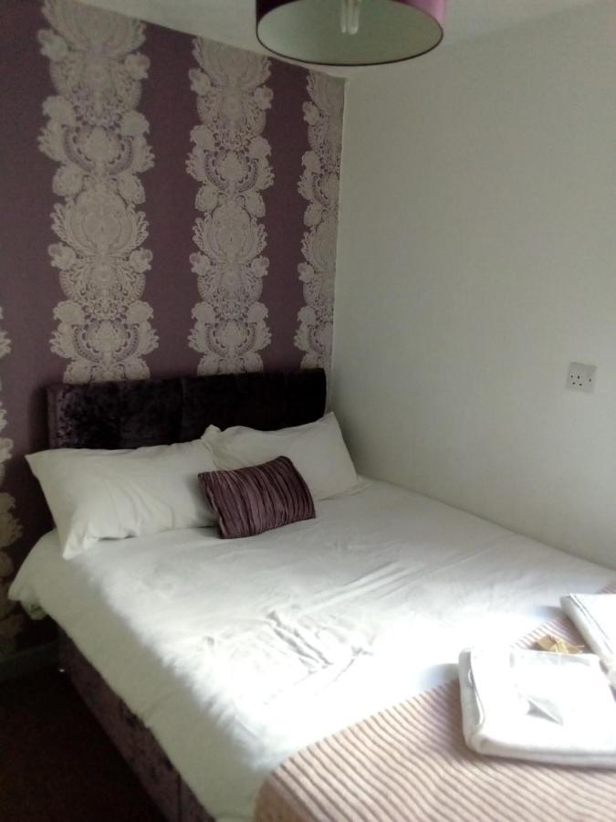 Arnies Hotel - Blackpool — Photos 3